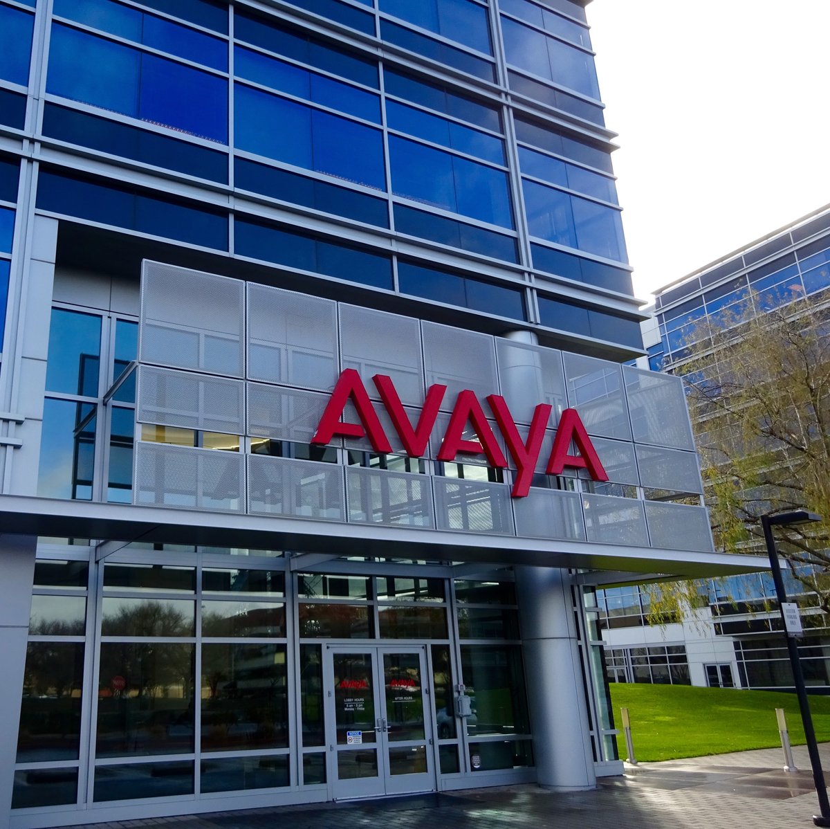 Avaya_office-1